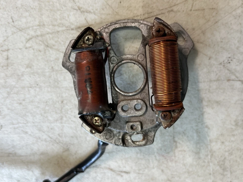 Suzuki FA50 1986 montaje de estator Foto 2 de 3