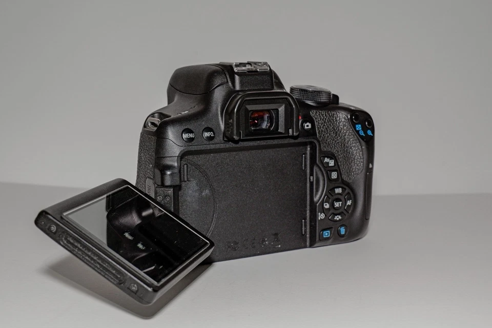 Canon EOS 750D, foto 2 di 5