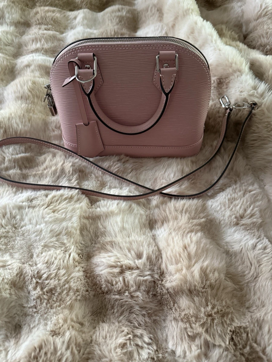 Rose【LOUISVUITTON】 ショルダーバッグ サンクルーGM ✨ Louis