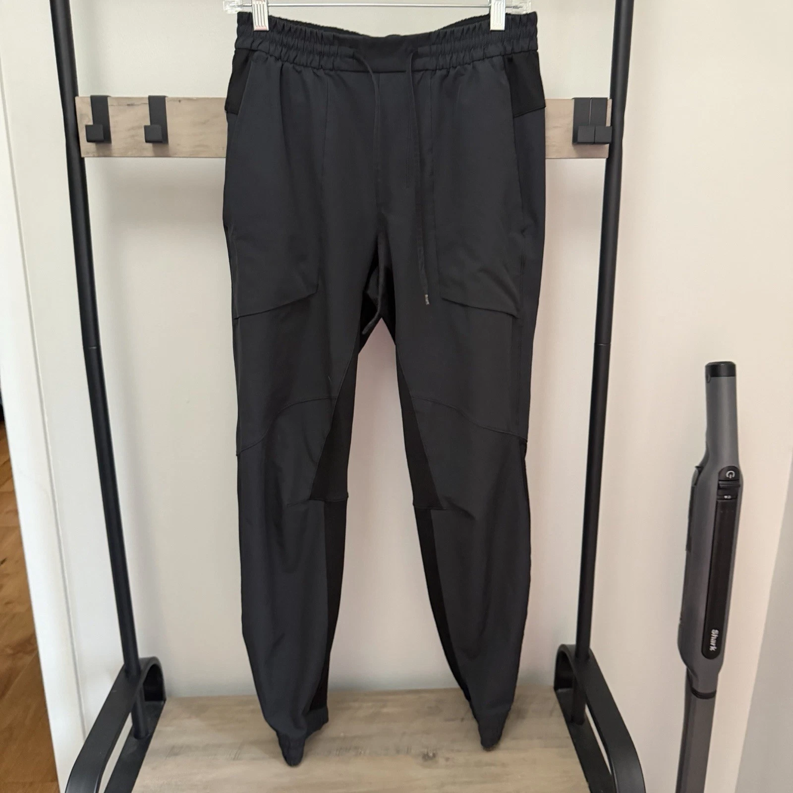 Men’s Lululemon Joggers Pants Med