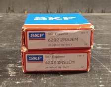 2 NEW SKF 6202 2RSJEM RADIAL DEEP GROOVE BALL BEARINGS NIB  MAKE OFFER  