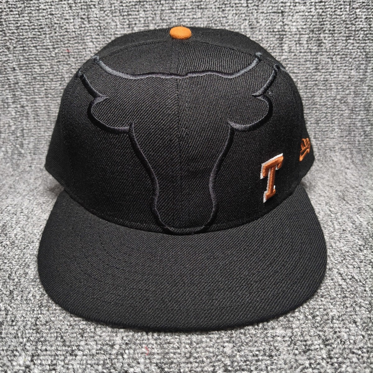 New Era Texas Longhorns Black Fitted Hat Tonal Longhorn Graphic Cap