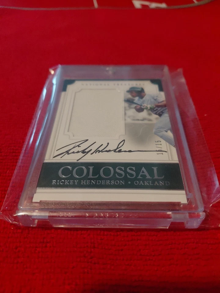 National Treasures Colossal Rickey Henderson 2017 automático/material #CMS-RH 15/15 Foto 2 de 3