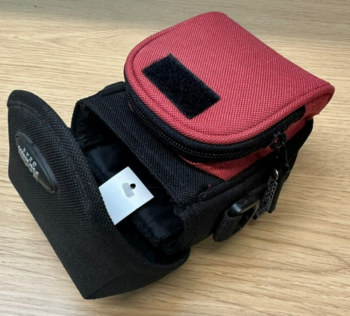 Kodak - Compact Twin Pocket Case For APS, 35m & Digital [ Weather - Resistant ] - Picture 3 of 7