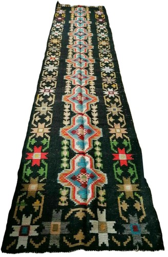 Beau tapis fleuri Oltenien, tissé à la main en laine, Roumanie | MADE WITH LOVE RO