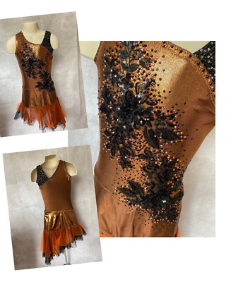 Eislaufen / Eiskunstlauf / Rollschuh / Schlagstockwirbel Kleid