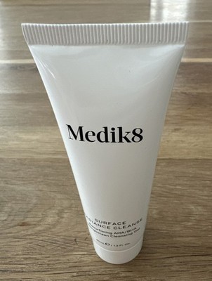 Medik8 Surface Radiance Cleanser 40 ml NEU&OVP