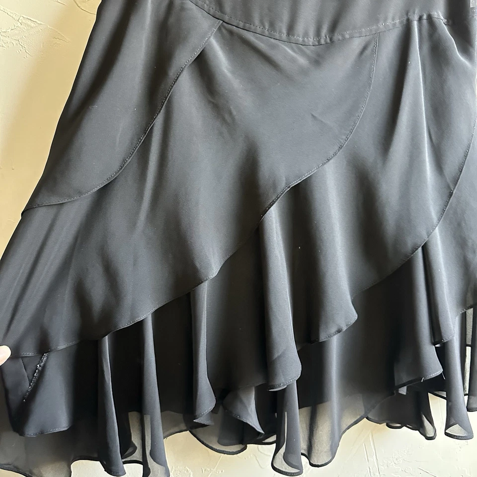 Falda midi Nygard fluida negra de gasa con volantes en capas Y2K Fairycore gótica talla 8 Foto 2 de 4