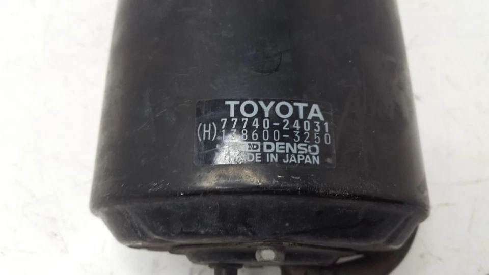 Fuel Vapor Charcoal Canister 1992 93 94 95 96 97 Lexus SC300 - Изображение 3 из 4