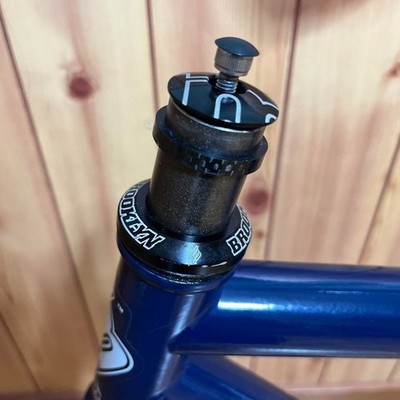 Brooklyn Machine Works Gangsta V1 Frame Set Navy M with White Fork