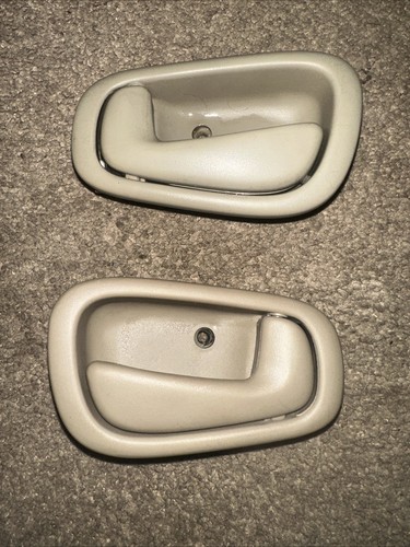 1998-2002 TOYOTA COROLLA FRONT DOOR INTERIOR OPEN HANDLE DRIVER PASSENGER TAN - Picture 1 of 8