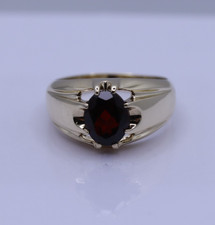 9ct Yellow Gold Oval Cut Garnet 8 Claw Gypsy Ring Size W (Leading Edge) 6.36g