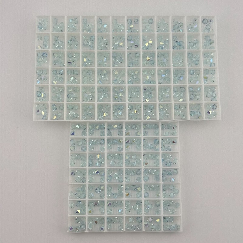 570 Piece Swarovski 5301 Crystal Light Aquamarine AB Blue Beads 4mm Bicone
