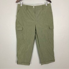 Chico s Fitigue Comfort Waist Capri Pants Women s Sz 8 Cargo Pockets Lightweight