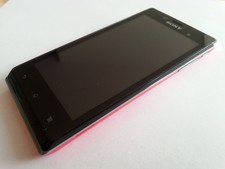 SONY XPERIA J ST26i 4GB PINK NEU+OVP+VIELE EXTRAS+RECHNUNG+DHL VERSAND