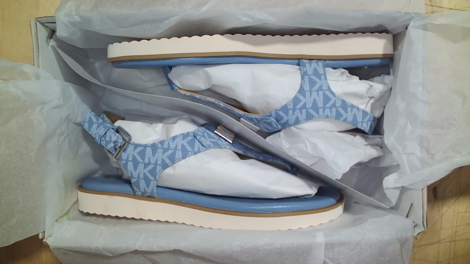 MK Michael Kors Jilly Sandalia Plana Hebilla - Cambray - Mujer EE. UU. 5,5 M - NUEVA Foto 2 de 4