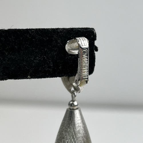 Vintage Sarah Coventry Brushed Silver Tone Signed Dangle Earrings - Picture 3 of 4