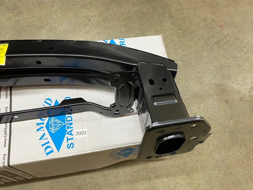 Soporte de barra de choque de impacto para parachoques delantero para Ford Fiesta 2011-2019 FO1006258DSC Foto 4 de 4