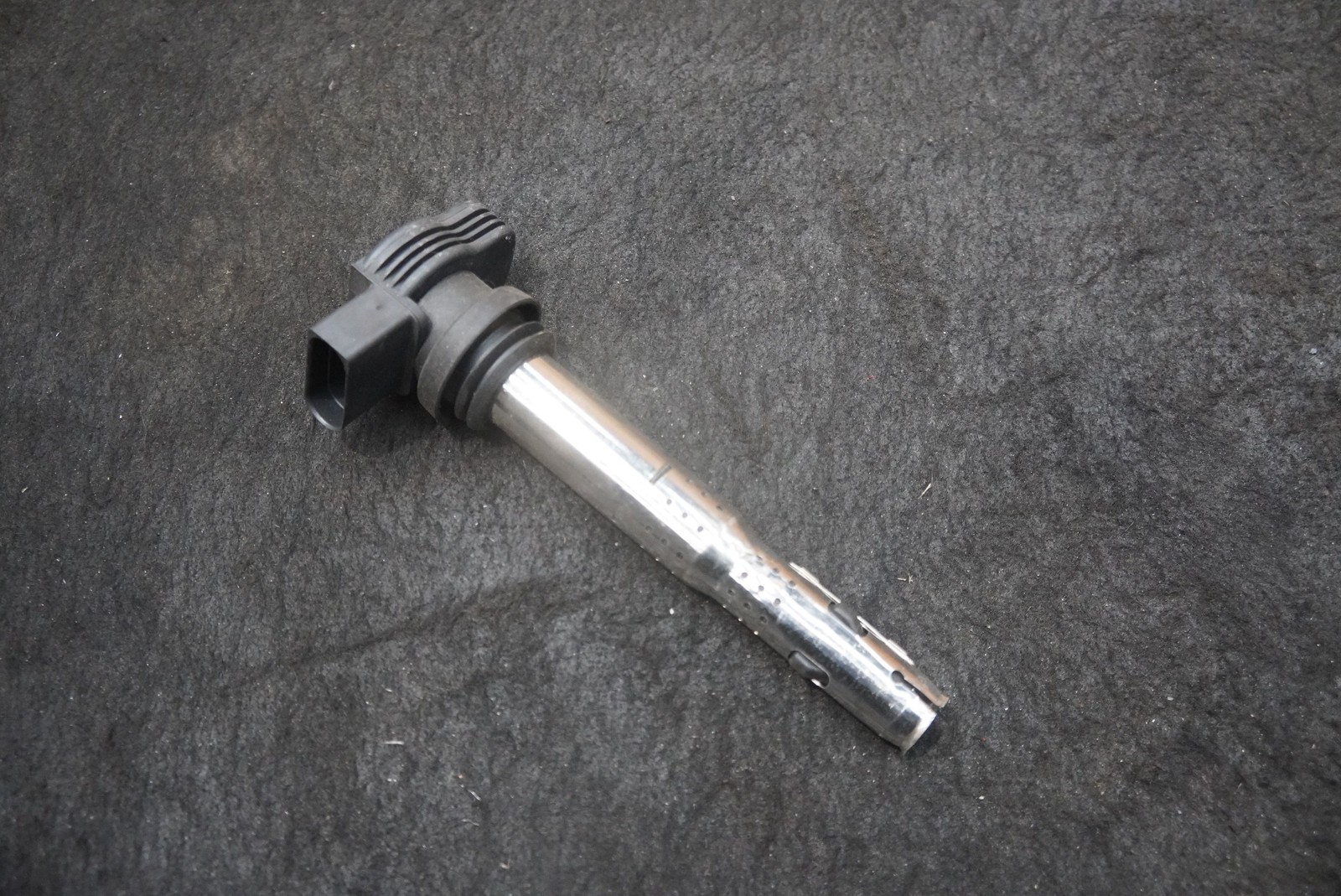 Ignition Coil 07M905115E OEM Lamborghini Aventador LP700 2015