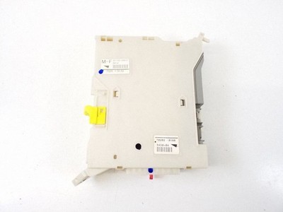 Lexus GS 300 350 430 450H 2007 Links Sicherungskasten 8273030631 EZE89600