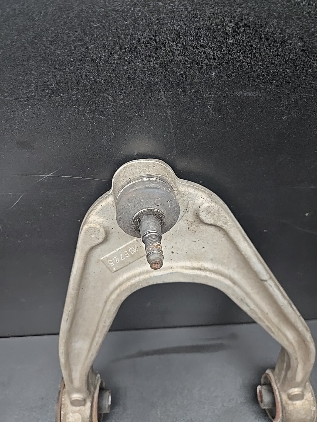 2014 - 2024 MASERATI QUATTROPORTE FRONT LEFT UPPER CONTROL ARM OEM 06700041850