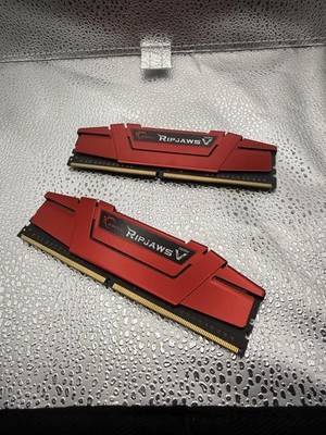 G.SKILL Ripjaws V 16GB (2x8GB) DDR4 2800MHz PC4-22400 CL17 RAM F4-2800C17D-16GVR