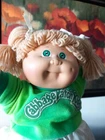 Vtg 1985 Cabbage Patch Girl Doll Blond Hair CHEERLEADER Green Eyes Outfit Diaper