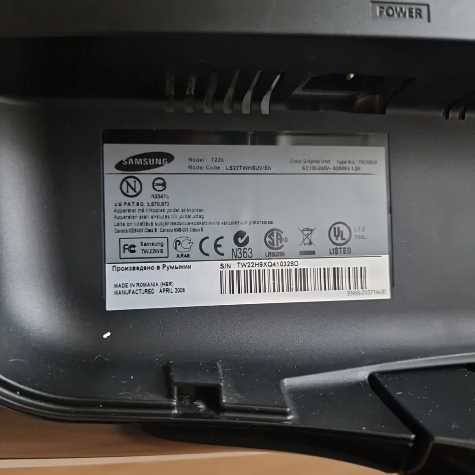 Samsung T220 SyncMaster 22"Monitor Spares Or Repairs Won't Power On - Image 4 of 4