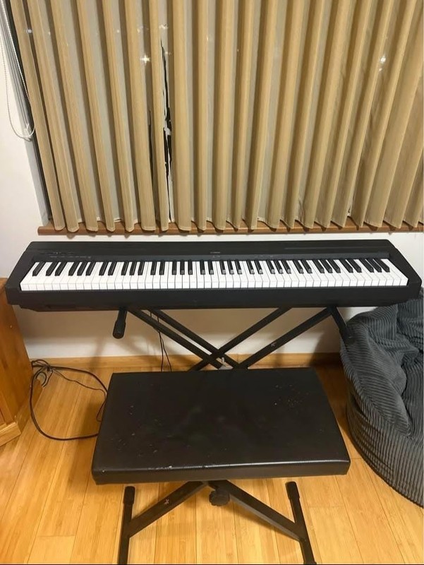 Yamaha P45 Piano Keyboard + Stand, Sustain Pedal and MIDI cable (USB B to USB C)
