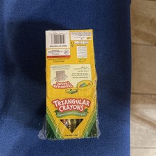 Crayola Triangular Anti-Roll Non-Toxic Crayons 8-Color Set, Set of 4packs, New