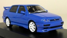 Greenlight 1/43 Scale - 1995 Volkswagen Jetta A3 Blue Diecast Model Car