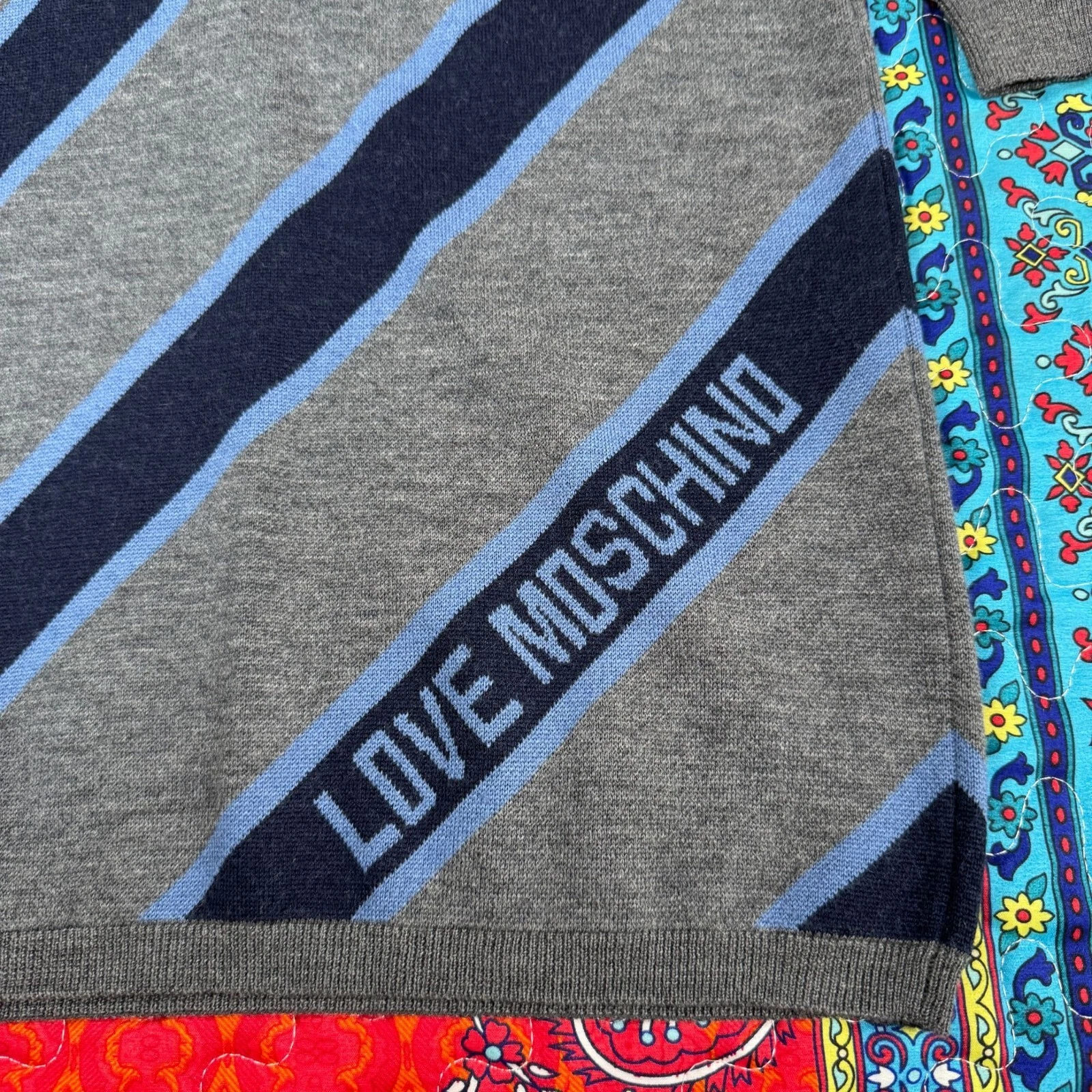 Abito Love Moschino grigio e blu a righe diagonali manica lunga in maglia taglia M