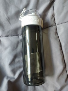 connected hydration bottle with smart lid 24oz
