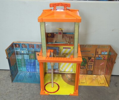 NICE Vtg 1972 GI Joe Adventure Team Headquarters & Extras