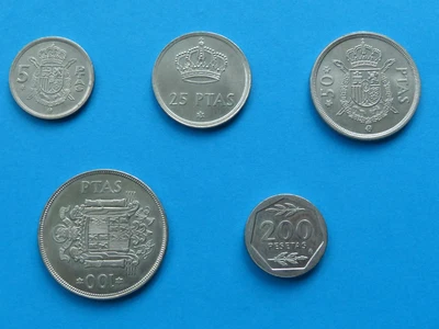 5 x SPANIEN 1975-1986・25, 50, 100, 200 PESETAS・JUAN CARLOS VON SPANIEN・VZ-ST - Bild 1 von 4