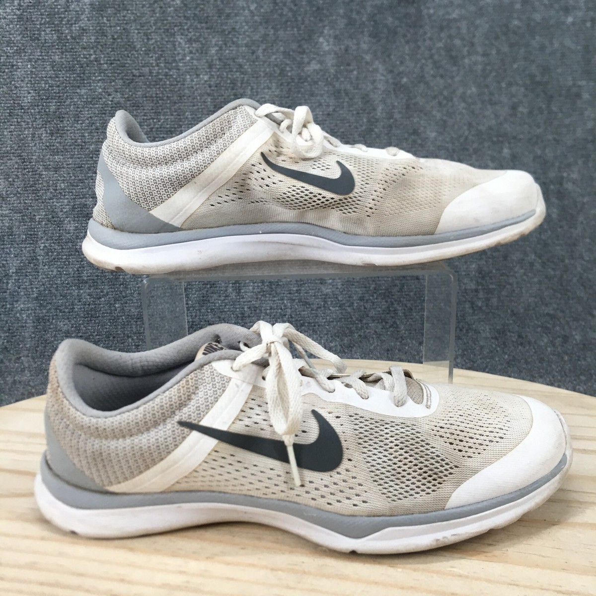 Nike Shoes Womens 10 In Season TR 5 Running Sneakers White 
