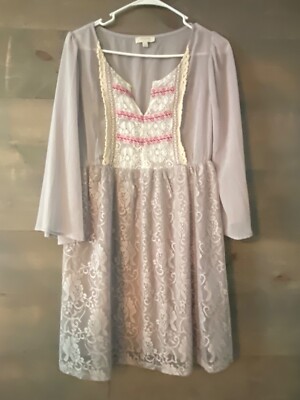 green emerald velvet dress Umgee - Linen Flutter Embroidered Mini Dress main image 1