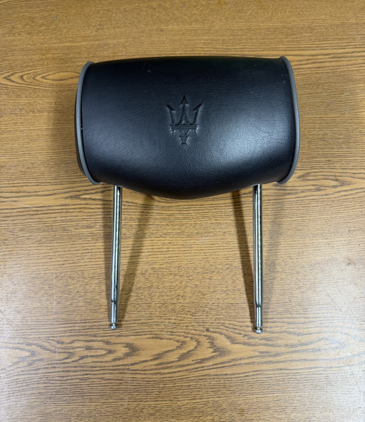 2003-2008 Maserati Quattroporte Left or Right Front Seat Headrest Head Rest