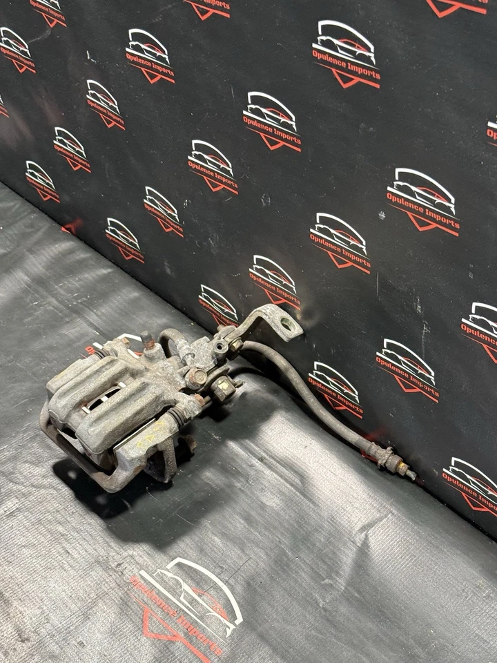 Pinza de freno trasera derecha del lado del pasajero Honda S2000 2001-2008 OEM Foto 3 de 4