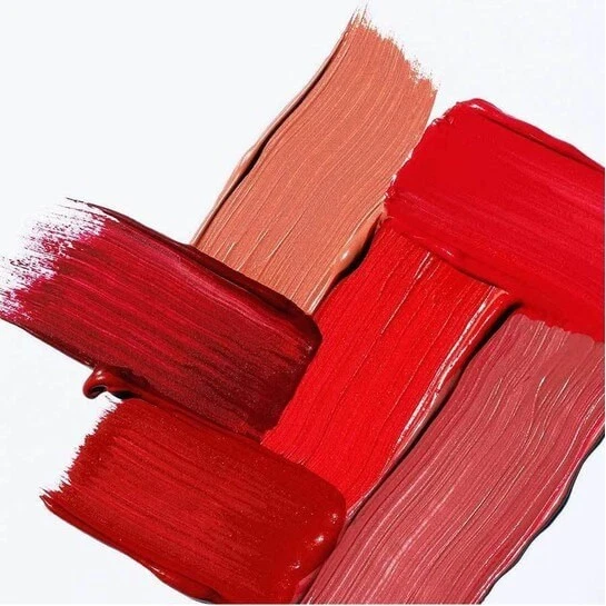 Líquido labial duradero mate KORRES Morello 53 terciopelo rojo 3,4 ml Foto 3 de 3