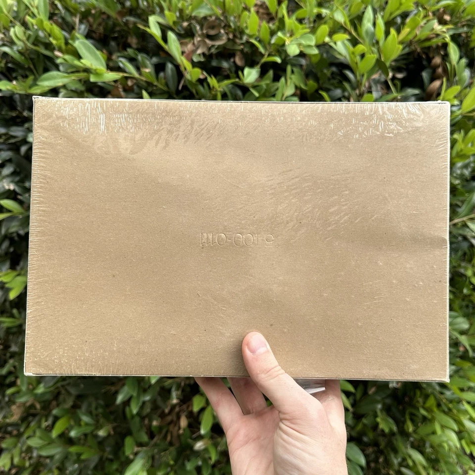 Kit de escena de pantano modelo Revell Mash 4077 incluye escena de tienda detallada Jeep nuevo en caja Foto 2 de 2