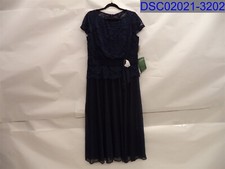 Jackie Jon Women's Blue Dress Size 16 Armpit to Armpit 20" Waist 16", Length 51"