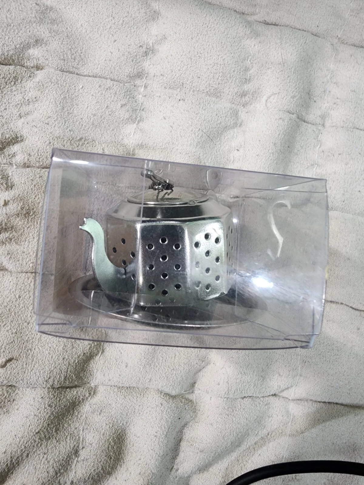 World Market Tea Strainer Steeper Infuser Teapot Shape AND Under Plate NEW NIB