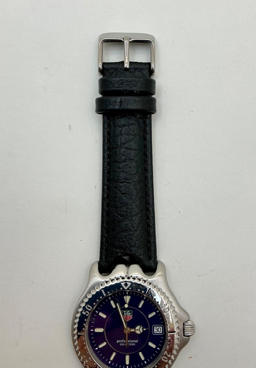 TAG HEUER Professional WG111A Navy Dial Quartz Stainless