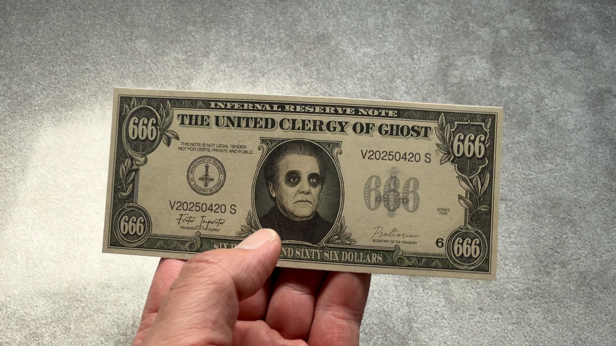 Fan-Made Ghost Mummy Dust – $666 Infernal Note (Skelatour 2025
