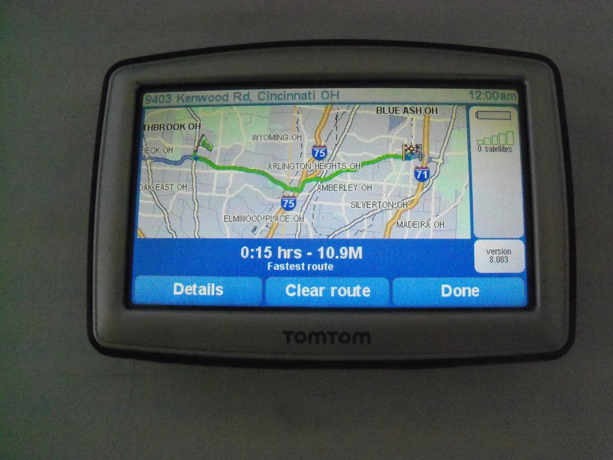 TomTom XL 325-SE GPS Navigation System Bundle 4.3