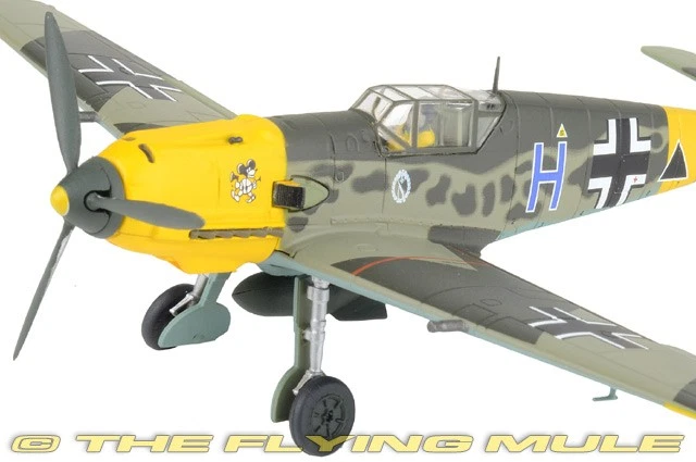 Corgi 1:72 Bf 109E Luftwaffe II./JG 1 Blue H - Image 3 of 4