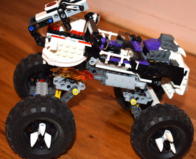 LEGO Ninjago Skull Truck 2506 - Truck 95% Complete & 2 Minifigures Wyplash Zane