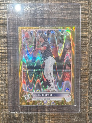 2022 Topps Chrome - Gold Wave Refractor #129 Juan Soto /50