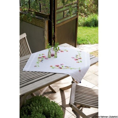 Vervaco tablecloth stitch embroidery kit kit Little bird and pansies, stamped, D